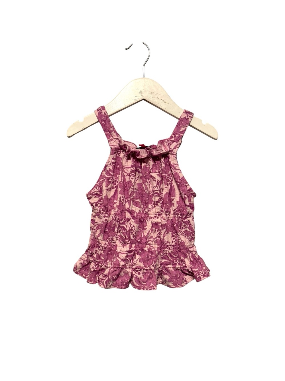 ⭐️ 5/$30 Vince Camuto Kids Top size 6